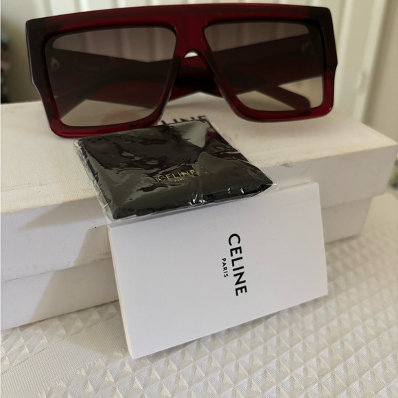 Céline 61MM Exaggerated Rectangular Sunglasses - Picture 9 of 9